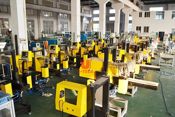 Double Stations In Mould Labeling Machine