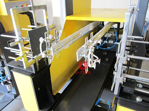 Double Stations In Mould Labeling Machine